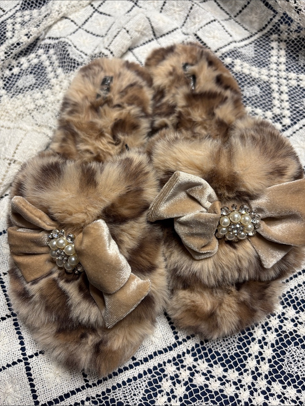 Pretty You London XL Faux Fur Bow Slide Slippers in Brown Leopard
